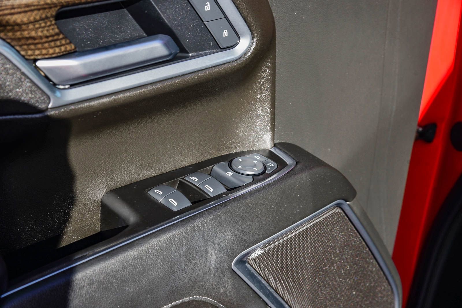 Used 2025 Chevrolet Silverado 1500 LT w/ Safety Package image 26