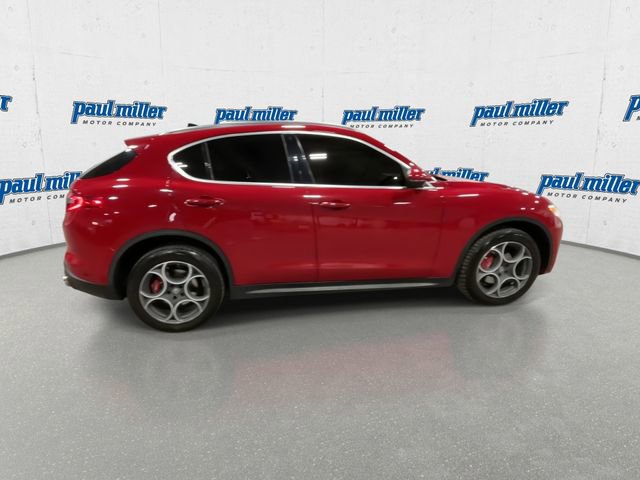 Used 2018 Alfa Romeo Stelvio Ti image 13