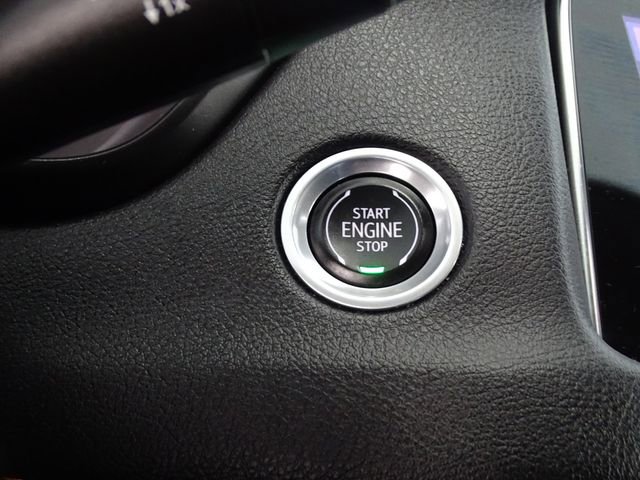 Certified 2023 Cadillac XT4 Sport image 9