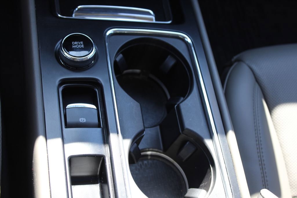 Used 2023 Lincoln Corsair Reserve w/ Equipment Group 202A image 15