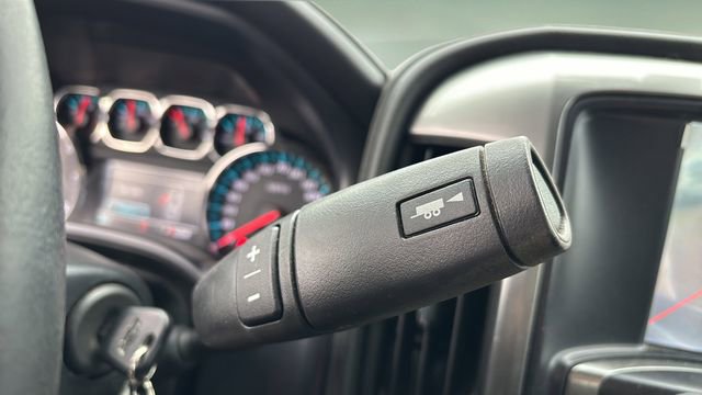 Used 2015 Chevrolet Silverado 1500 LTZ w/ LTZ Plus Package image 23