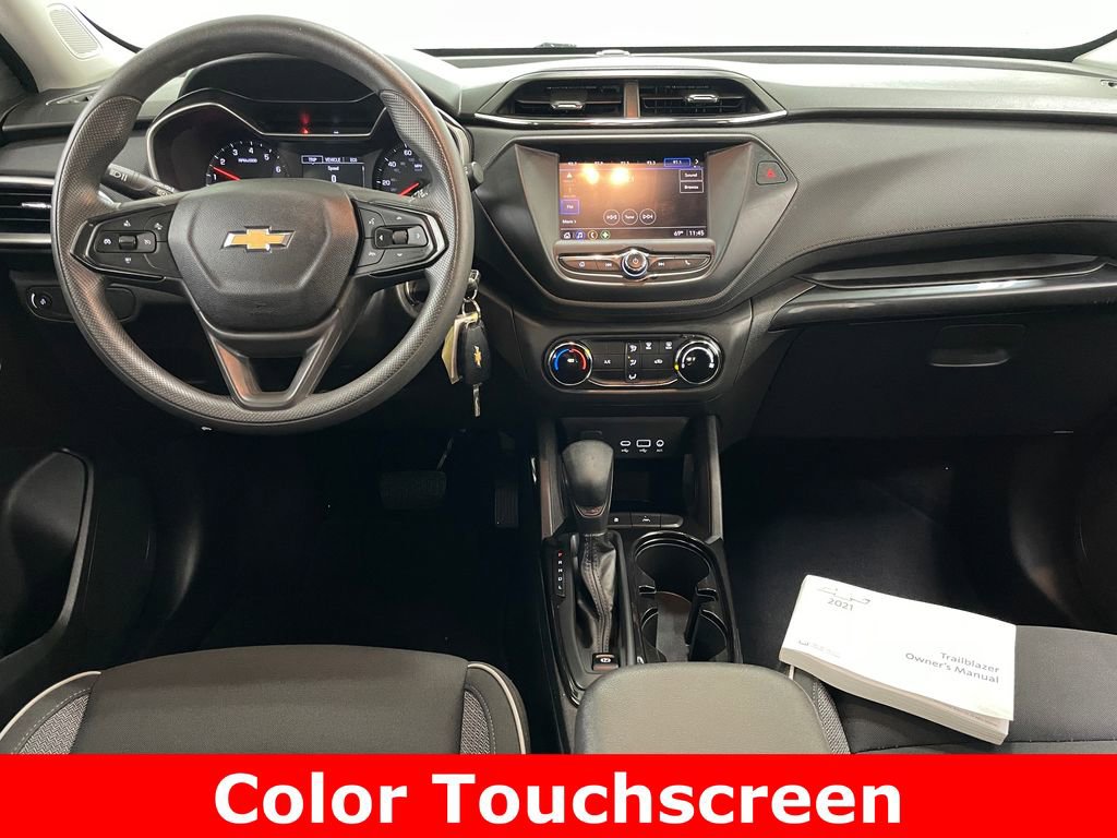 Used 2021 Chevrolet TrailBlazer LS FWD image 2
