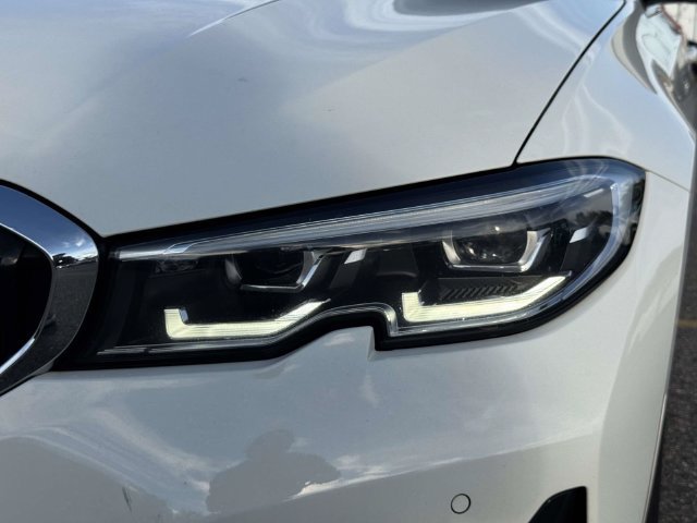 Used 2022 BMW 330i xDrive Sedan w/ Premium Package AWD/4WD image 14