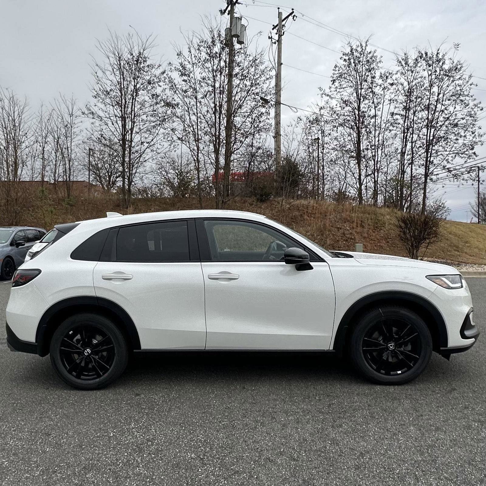 New 2026 Honda HR-V Sport image 6