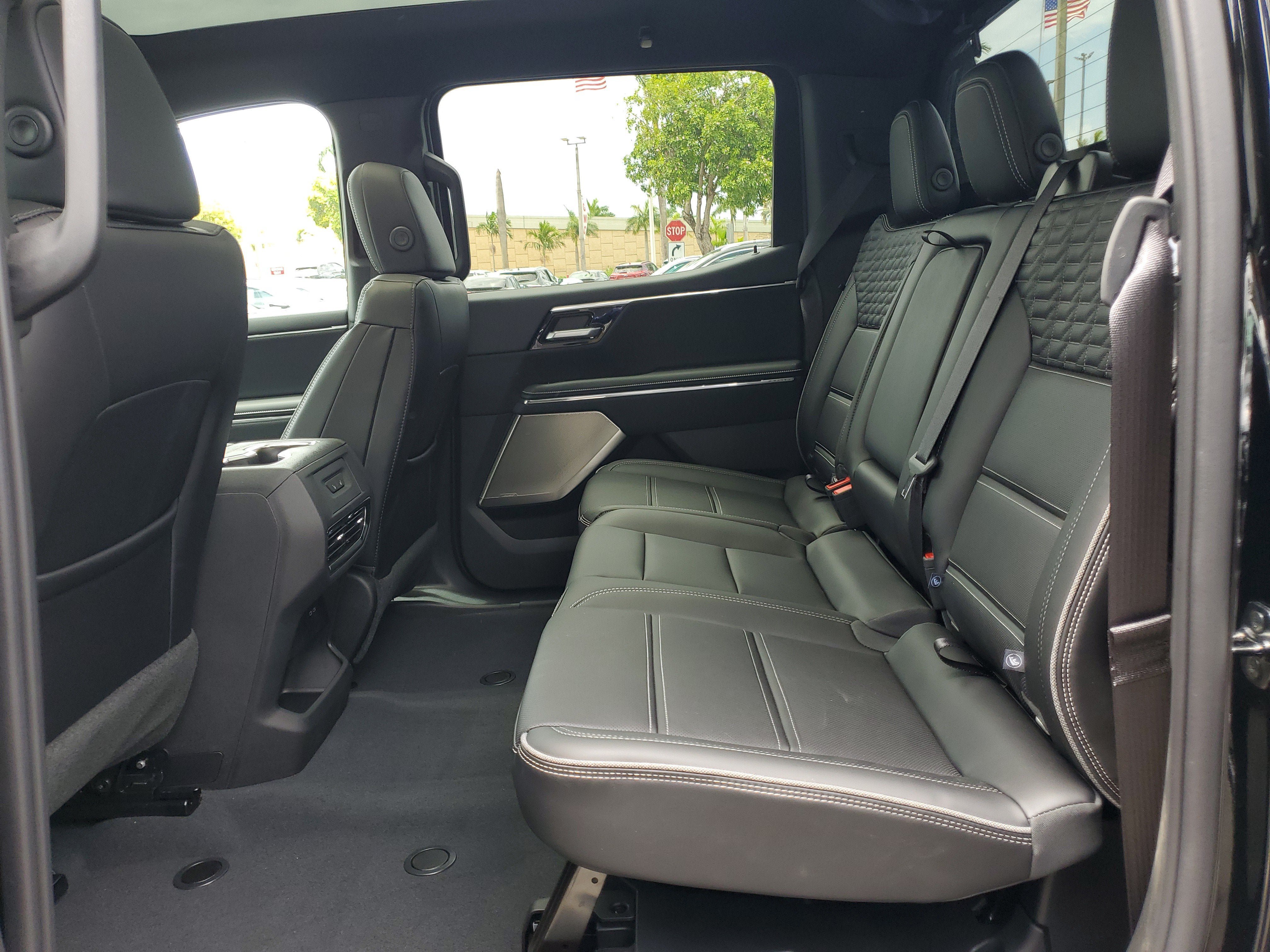 New 2025 GMC Sierra EV Denali AWD/4WD image 6