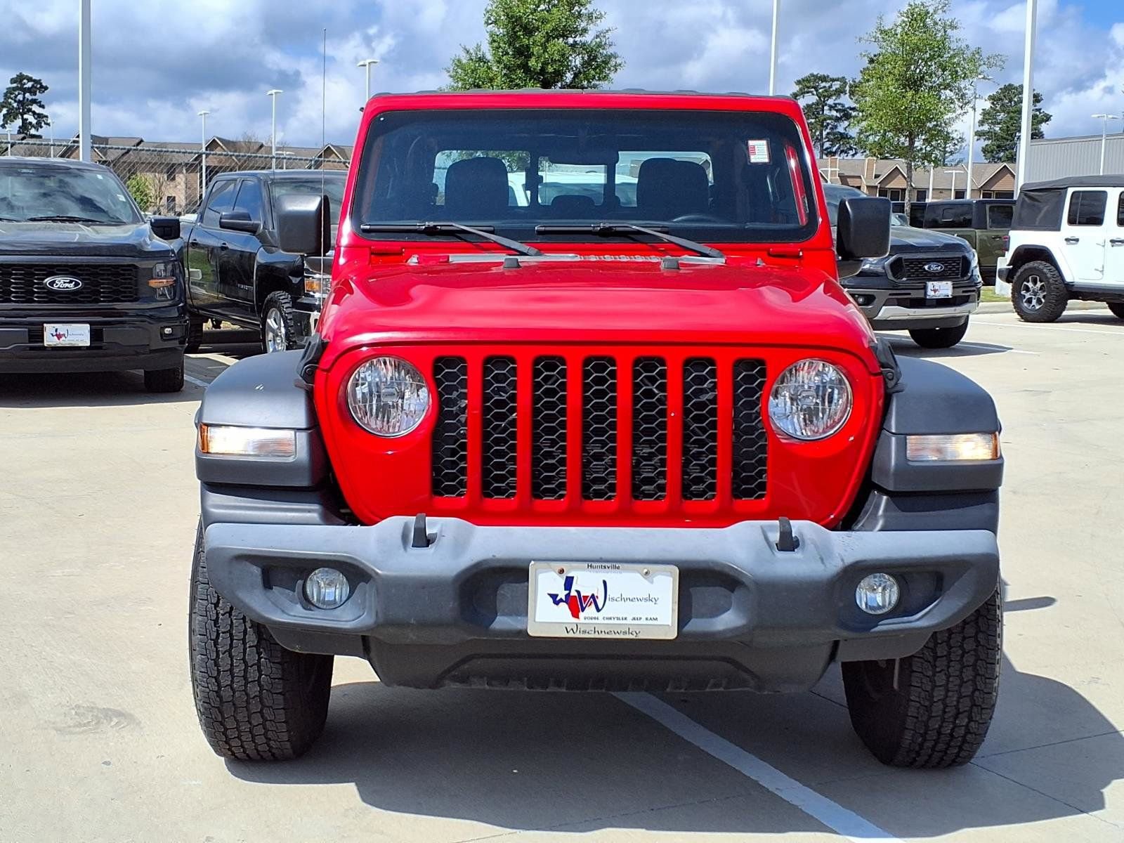 Used 2021 Jeep Gladiator Sport image 4