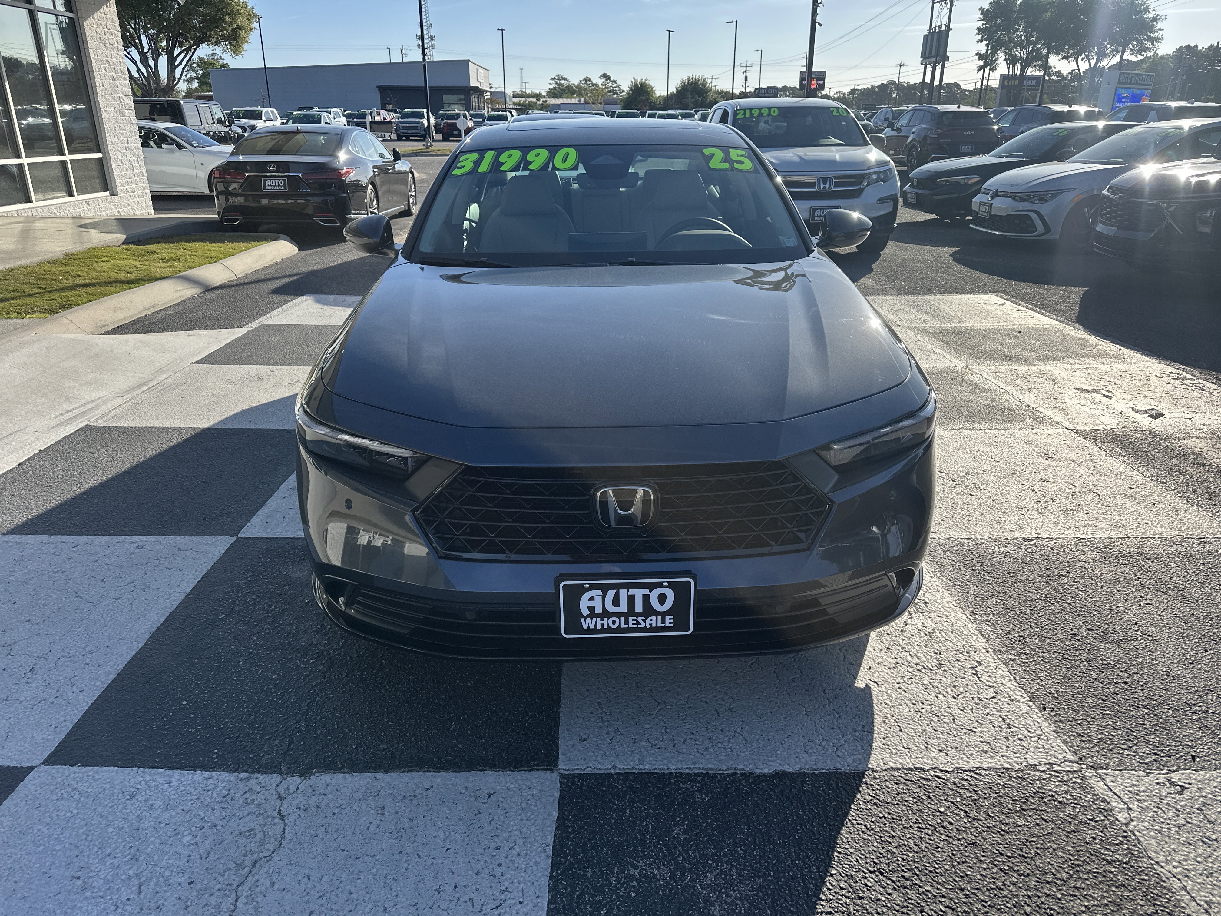 Used 2025 Honda Accord EX-L image 2