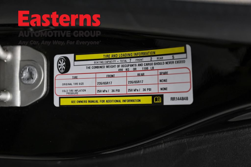 Used 2024 Chrysler Pacifica Limited FWD image 34