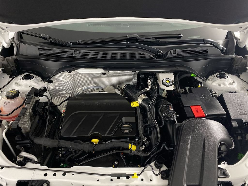 Certified 2025 Buick Envista Sport Touring w/ Convenience I Package FWD image 24