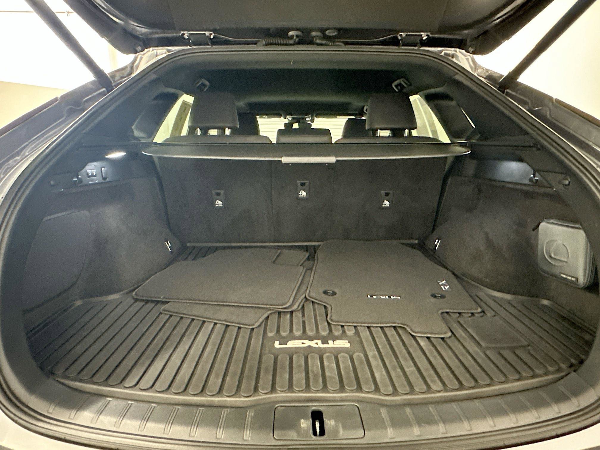 Used 2023 Lexus RX 350 Premium w/ Accessory Package image 31