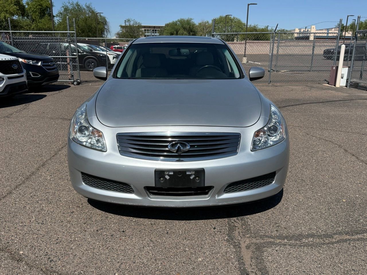 Used 2009 INFINITI G37 Journey w/ Premium Pkg RWD image 2
