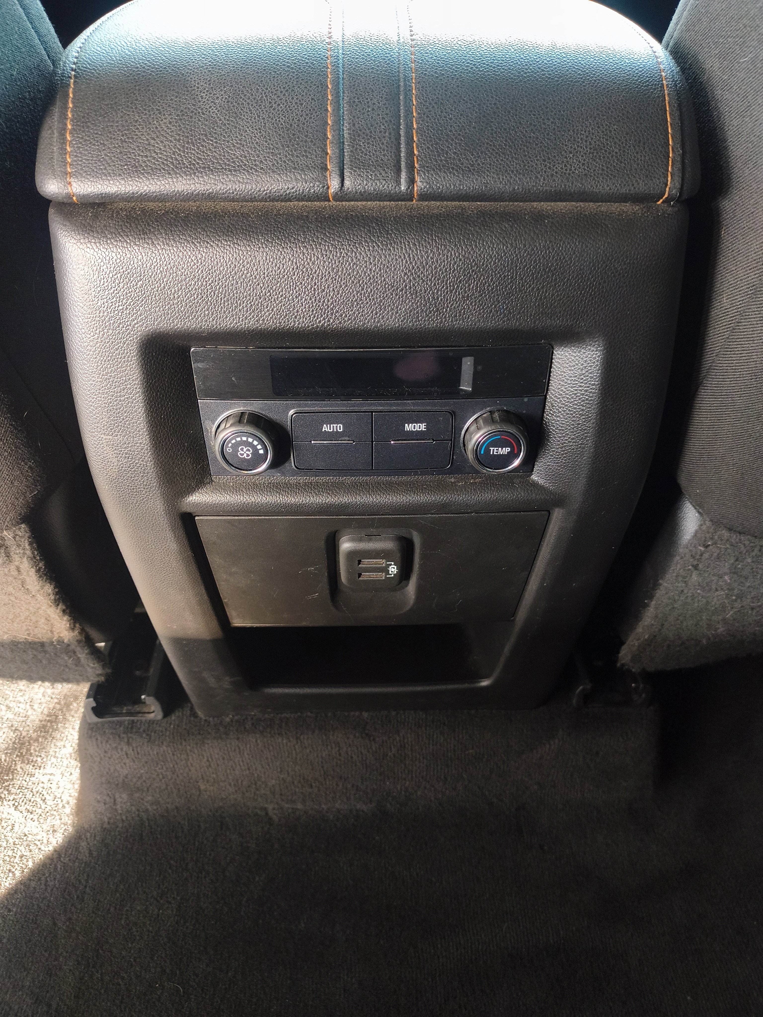 Used 2020 Chevrolet Traverse LT image 23