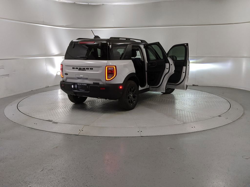 New 2025 Ford Bronco Sport Big Bend w/ Black Appearance Package image 9