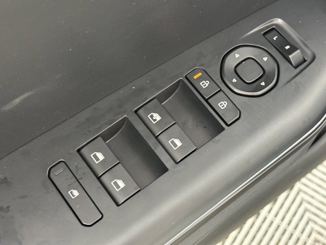 New 2026 Kia K4 FWD image 13