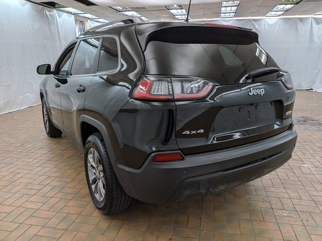 Used 2019 Jeep Cherokee Latitude Plus w/ Cold Weather Group AWD/4WD image 5