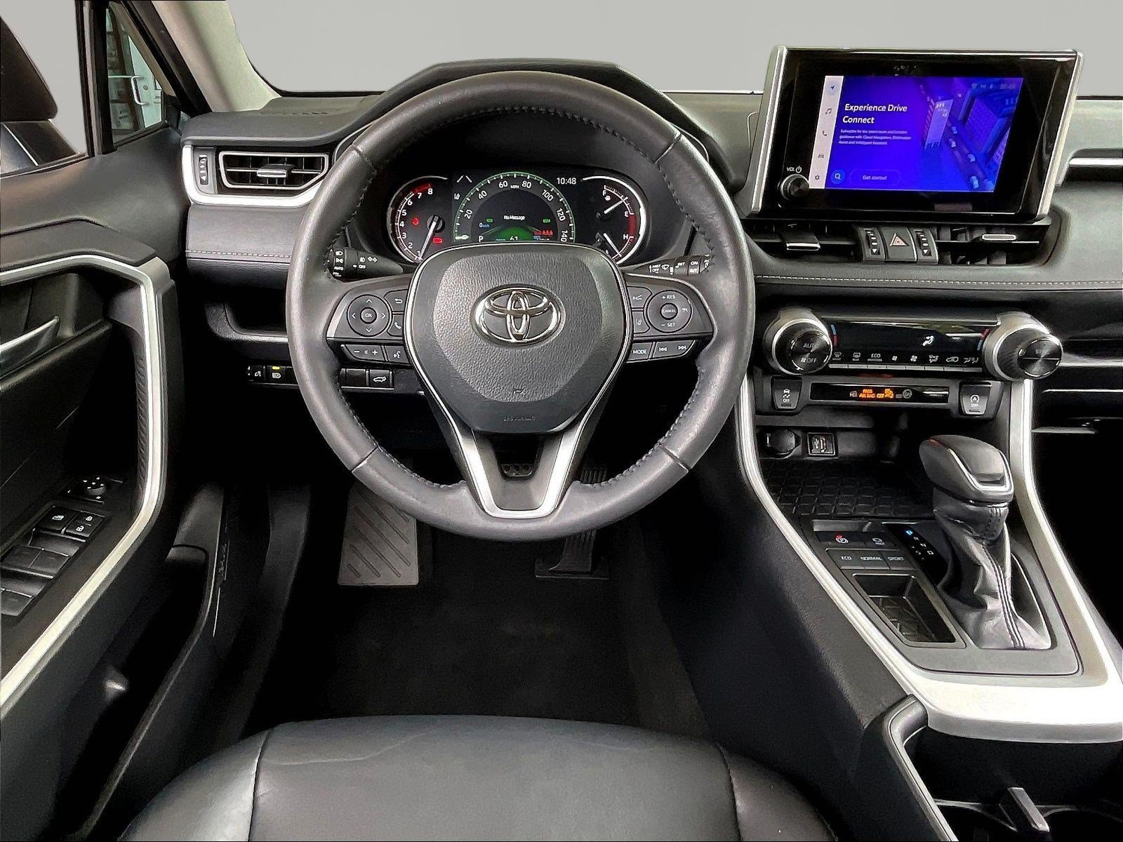 Used 2024 Toyota RAV4 XLE Premium FWD image 8