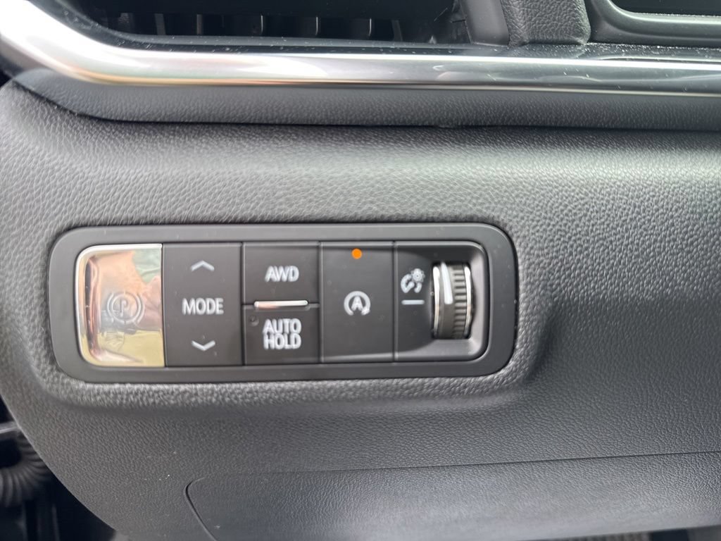 Used 2026 GMC Terrain Elevation AWD/4WD image 16