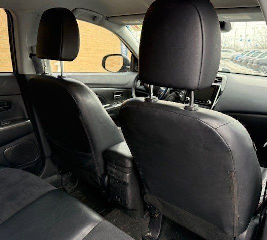 Used 2022 Mitsubishi Outlander Sport SE image 24