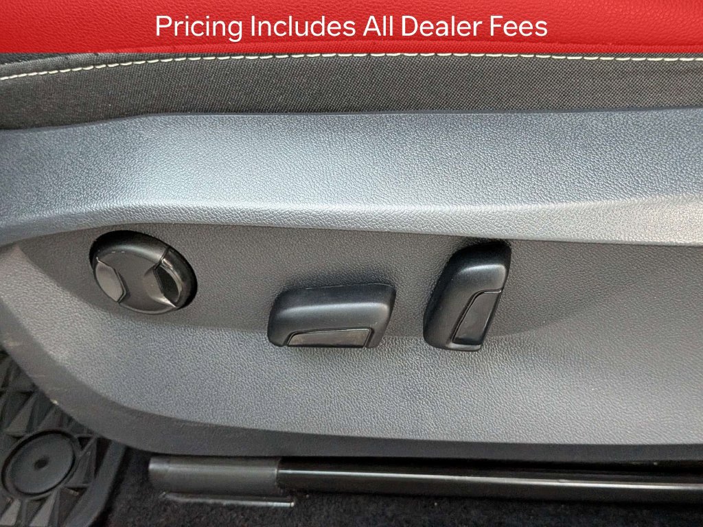 Used 2024 Volkswagen Taos SE FWD image 20