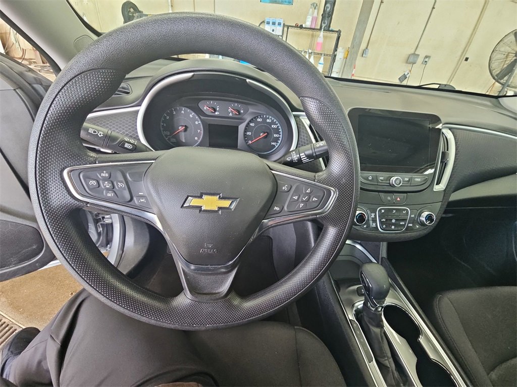 Used 2024 Chevrolet Malibu LT image 15