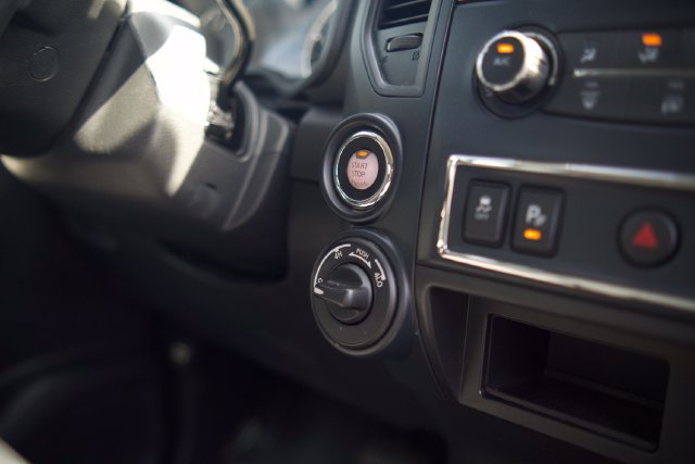 Used 2023 Nissan Titan SV AWD/4WD image 26