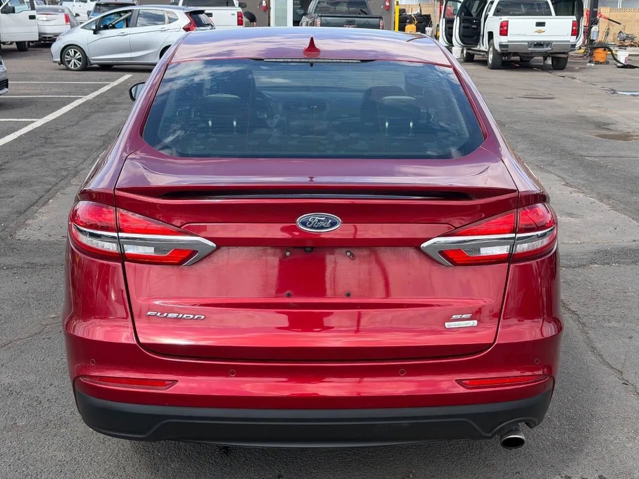Used 2019 Ford Fusion SE w/ Equipment Group 151A FWD image 8