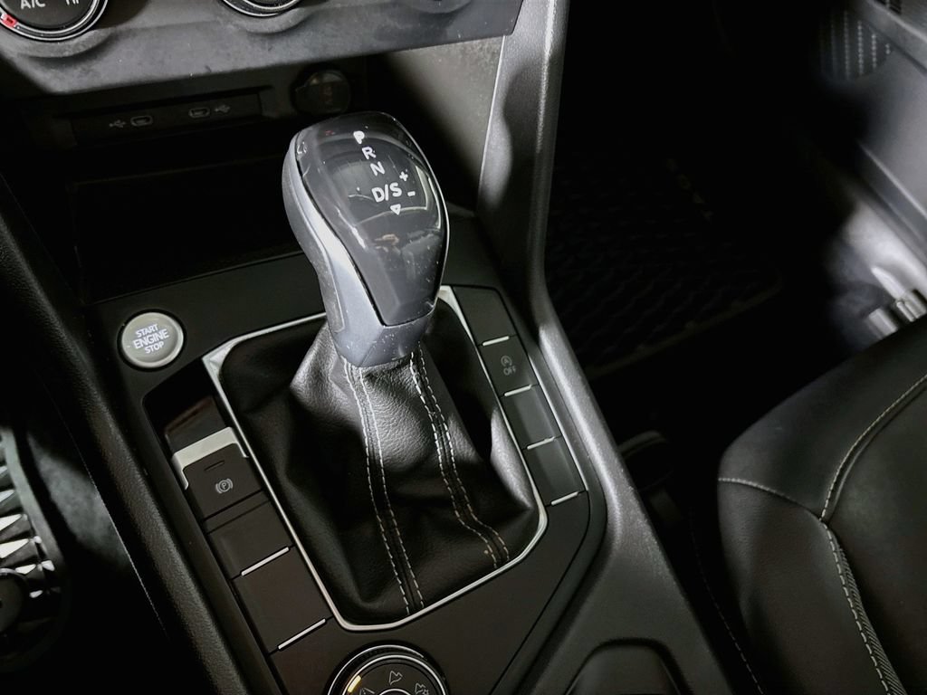 Certified 2022 Volkswagen Taos SE AWD/4WD image 18