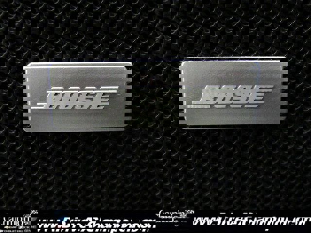 Used 2022 GMC Acadia SLT w/ Technology Package image 29