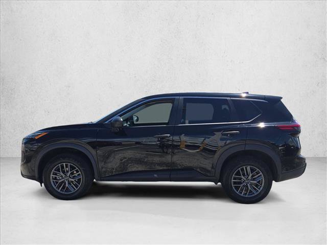 Used 2025 Nissan Rogue S AWD/4WD image 9
