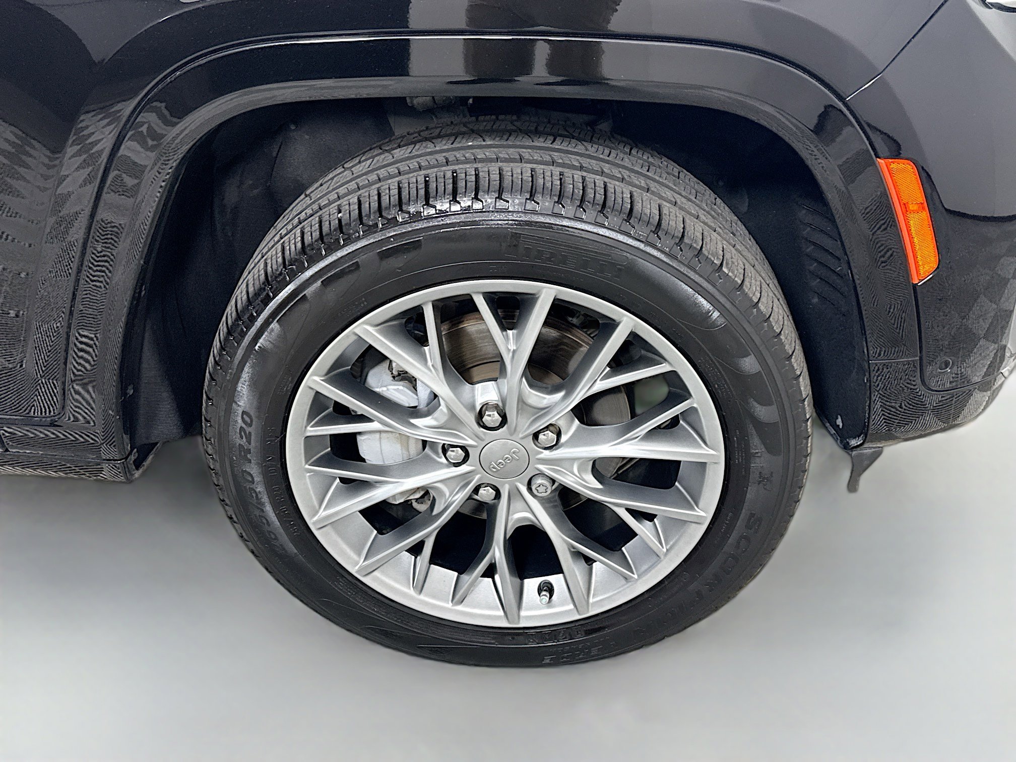 Used 2024 Jeep Grand Cherokee Summit w/ Adv Protech Group IV image 32