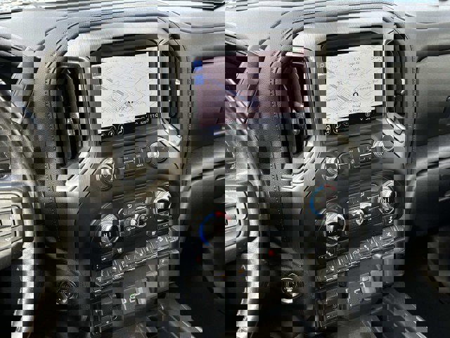 Used 2022 GMC Sierra 3500 Denali image 24