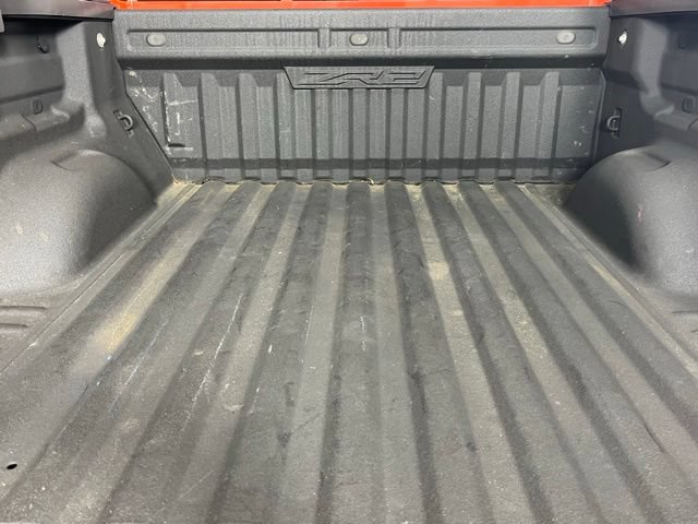 Used 2021 Chevrolet Colorado ZR2 w/ ZR2 Dusk Special Edition AWD/4WD image 8