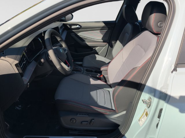 New 2027 Volkswagen Jetta GLI Autobahn FWD image 11