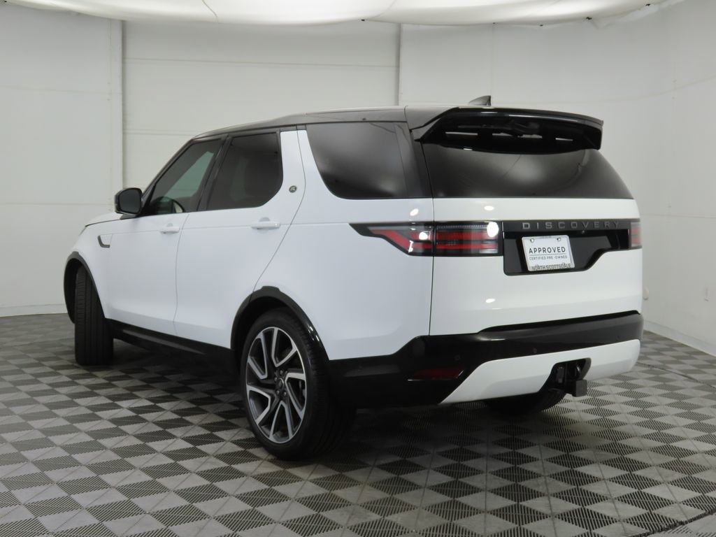 Used 2024 Land Rover Discovery Dynamic SE image 7