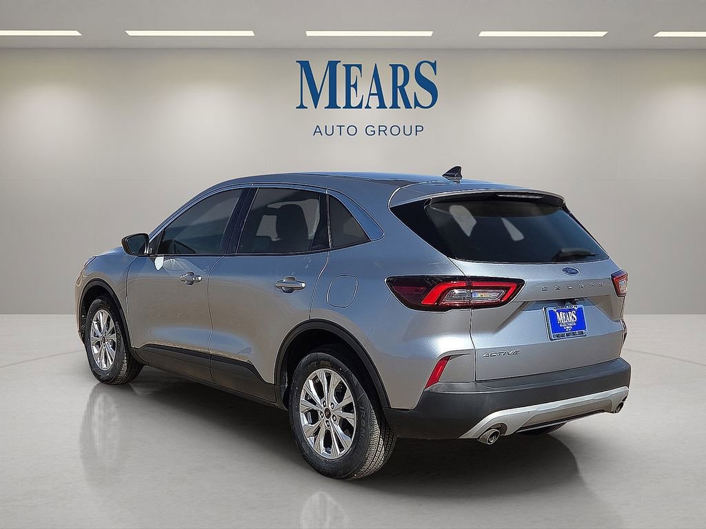 Used 2023 Ford Escape Active image 3
