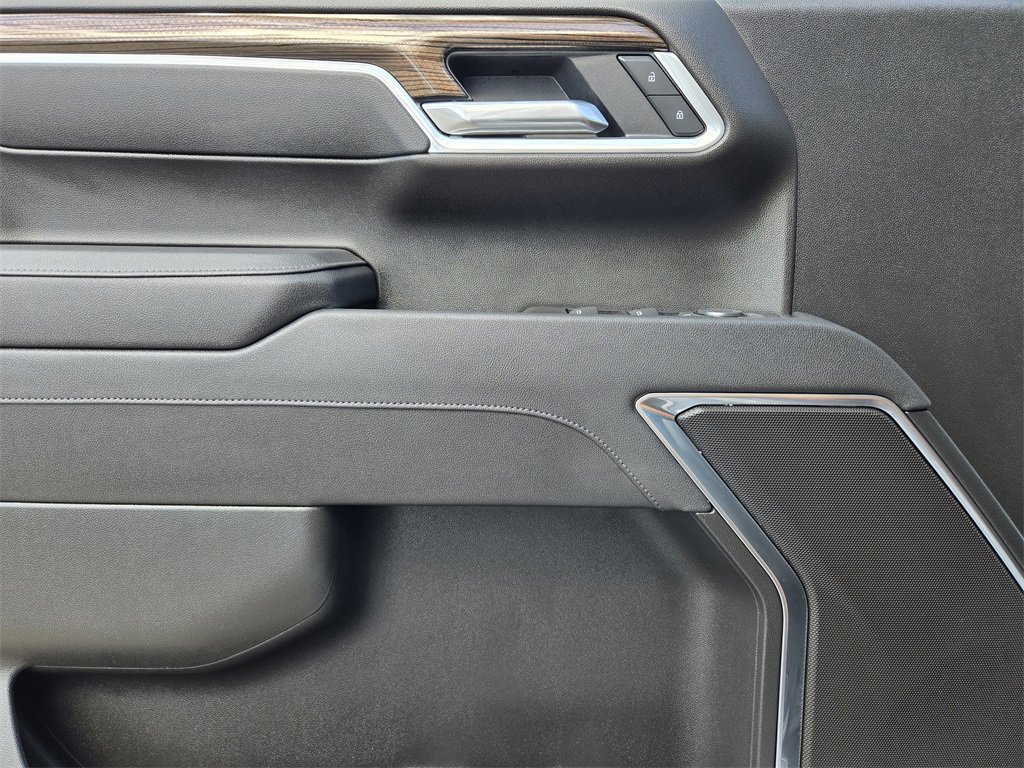 Used 2025 Chevrolet Silverado 1500 LT image 22