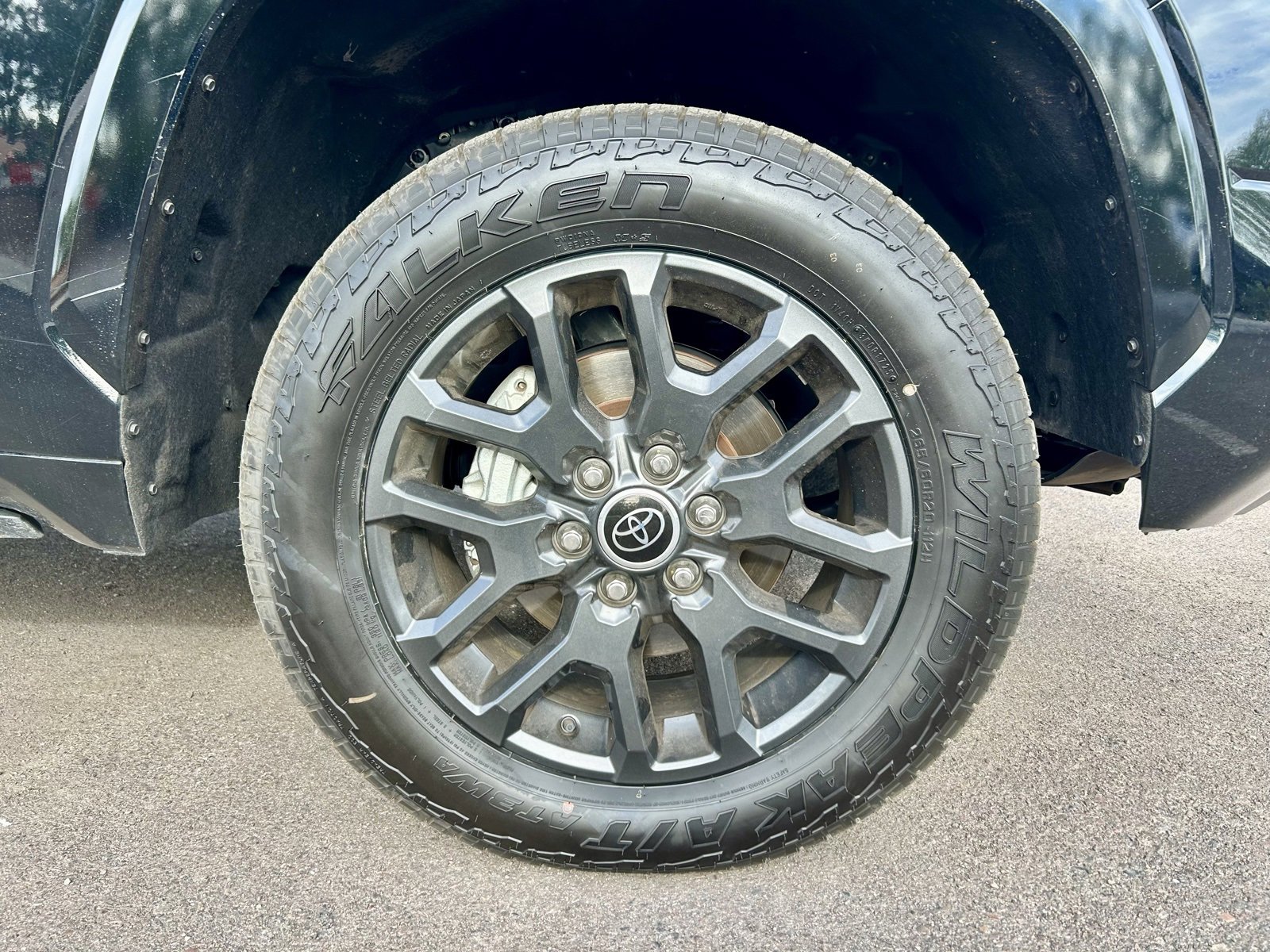 Used 2023 Toyota Tundra Platinum w/ Advanced Package image 9