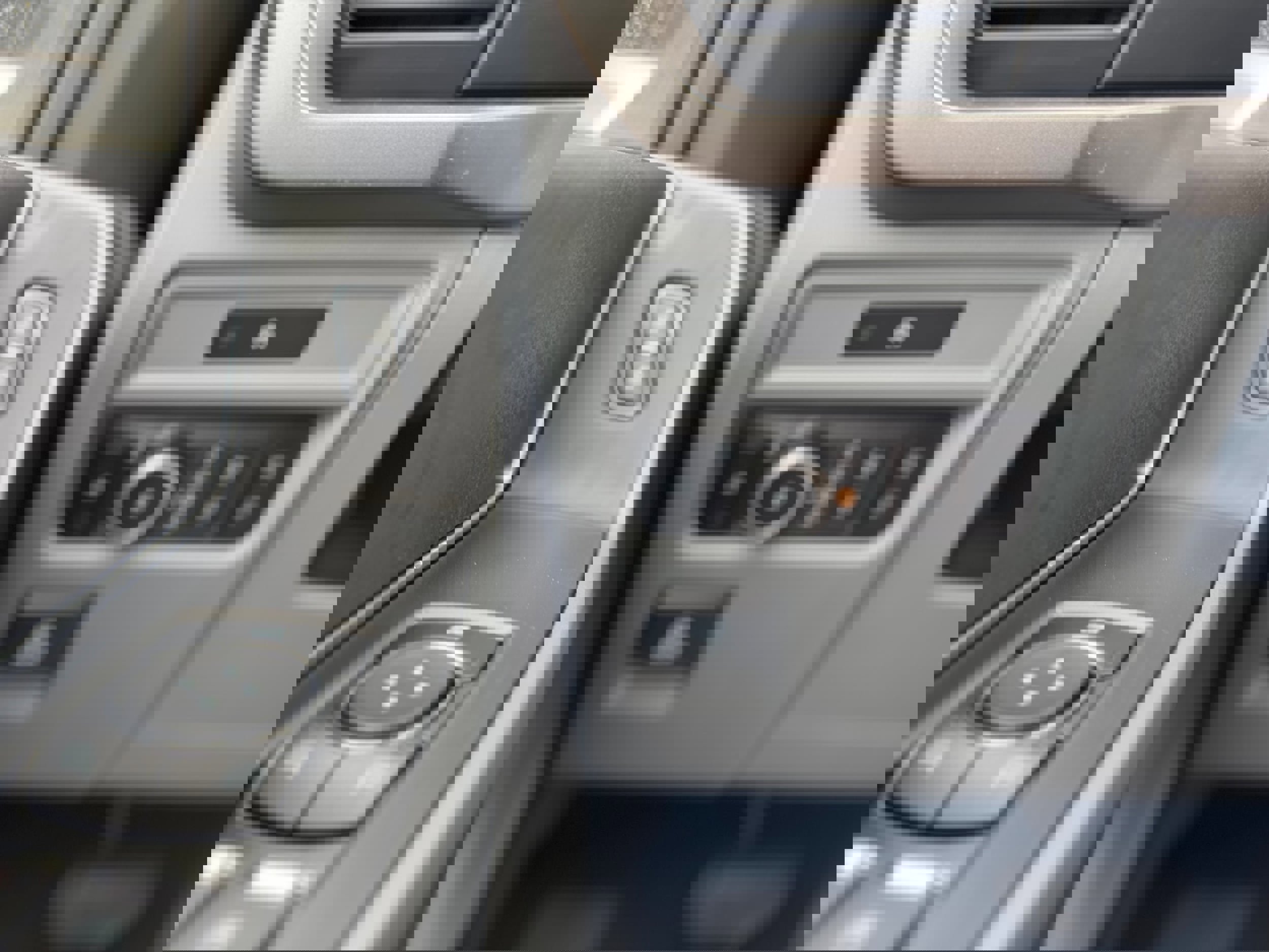 New 2025 Ford F150 XLT w/ Equipment Group 302A MID image 29