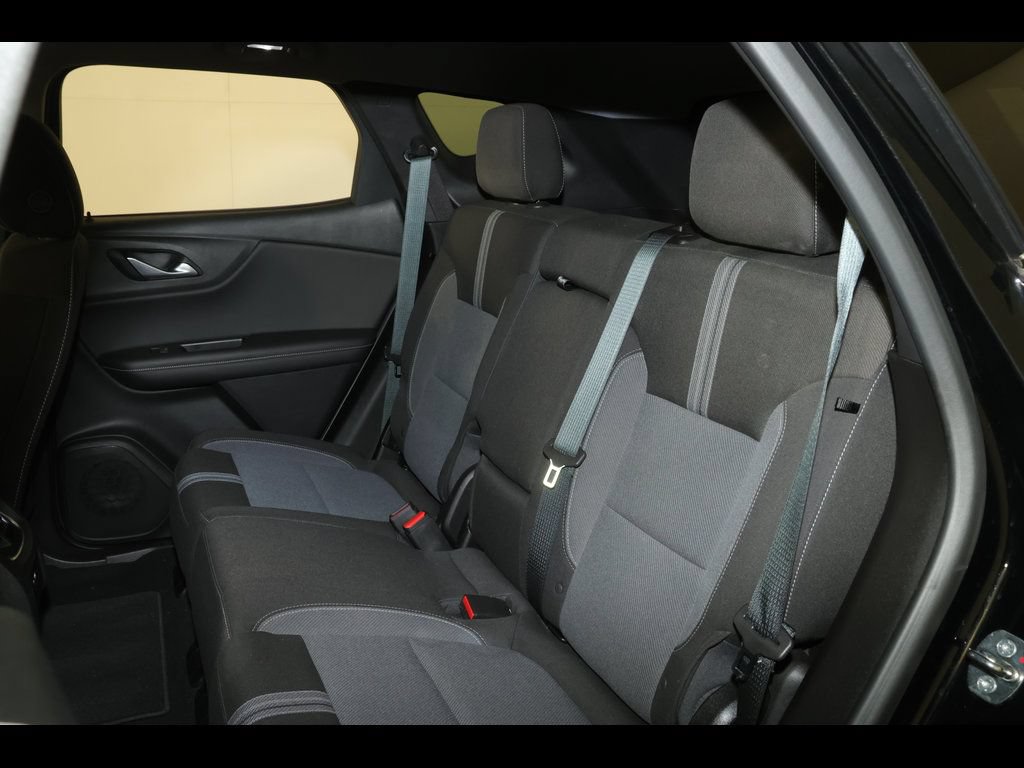 Used 2023 Chevrolet Blazer LT AWD/4WD image 28