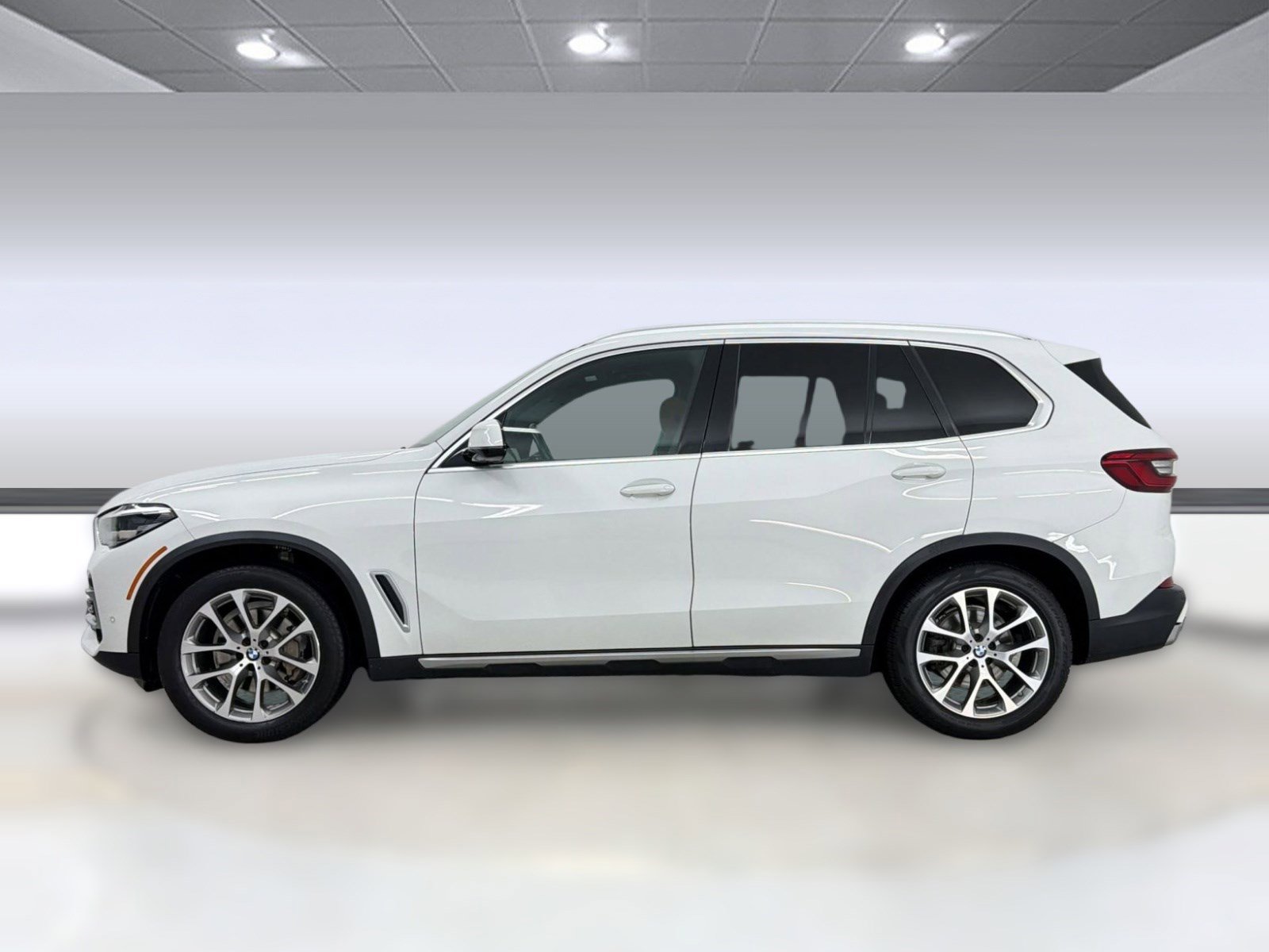 Used 2019 BMW X5 xDrive40i w/ Convenience Package image 2