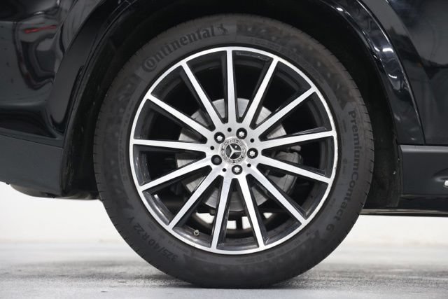 Used 2022 Mercedes-Benz GLS 450 4MATIC image 18