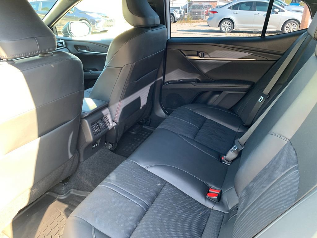 Used 2025 Toyota Camry XSE FWD image 14