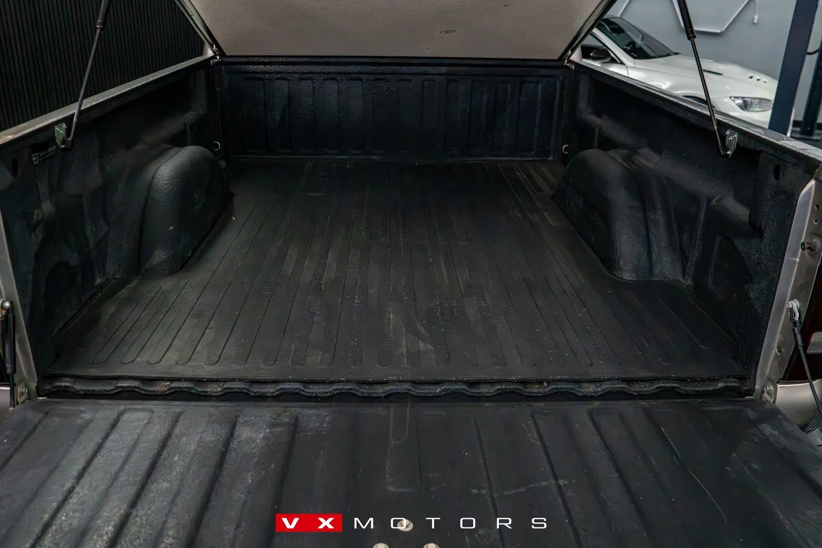 Used 2000 Chevrolet Silverado 1500 LT image 19