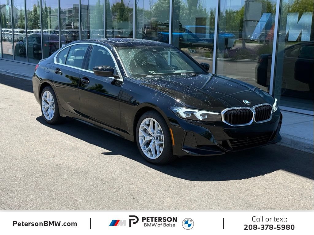 New 2026 BMW 330i xDrive Sedan w/ Premium Package AWD/4WD image 7