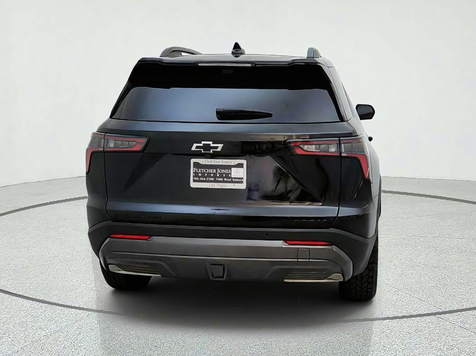 Used 2025 Chevrolet Equinox ACTIV w/ Safety and Technology Package AWD/4WD image 10