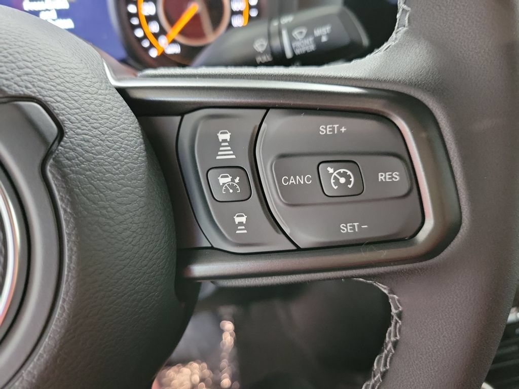 New 2025 Jeep Gladiator Sport AWD/4WD image 13