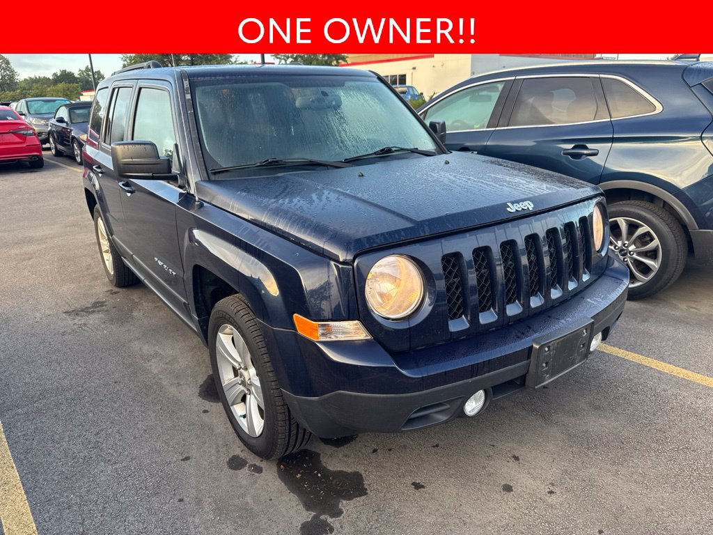 Used 2014 Jeep Patriot Latitude w/ Sun/Sound Group FWD image 3