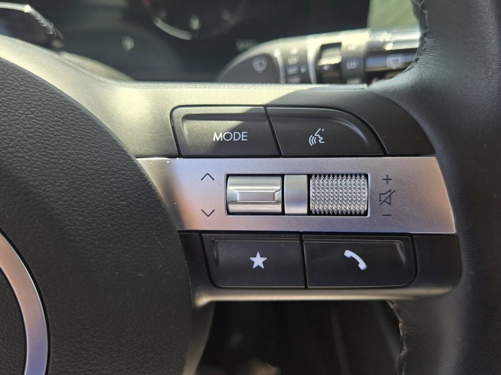 Used 2026 Hyundai Tucson SEL FWD image 25