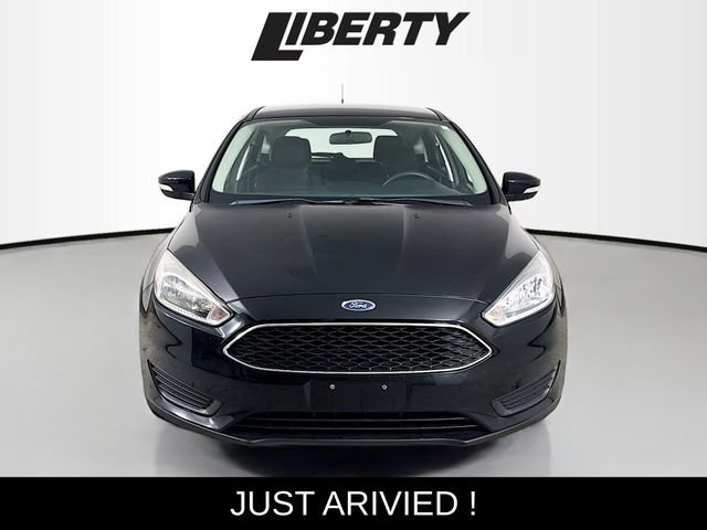 Used 2016 Ford Focus SE image 2