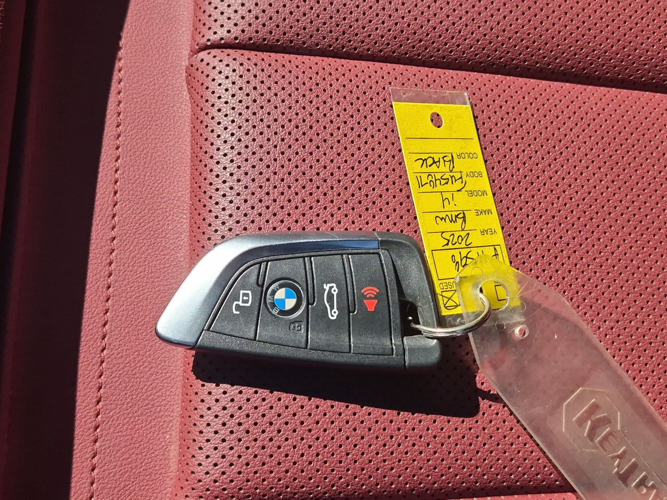 Used 2025 BMW i4 eDrive40 w/ Parking Assistance Package RWD image 33